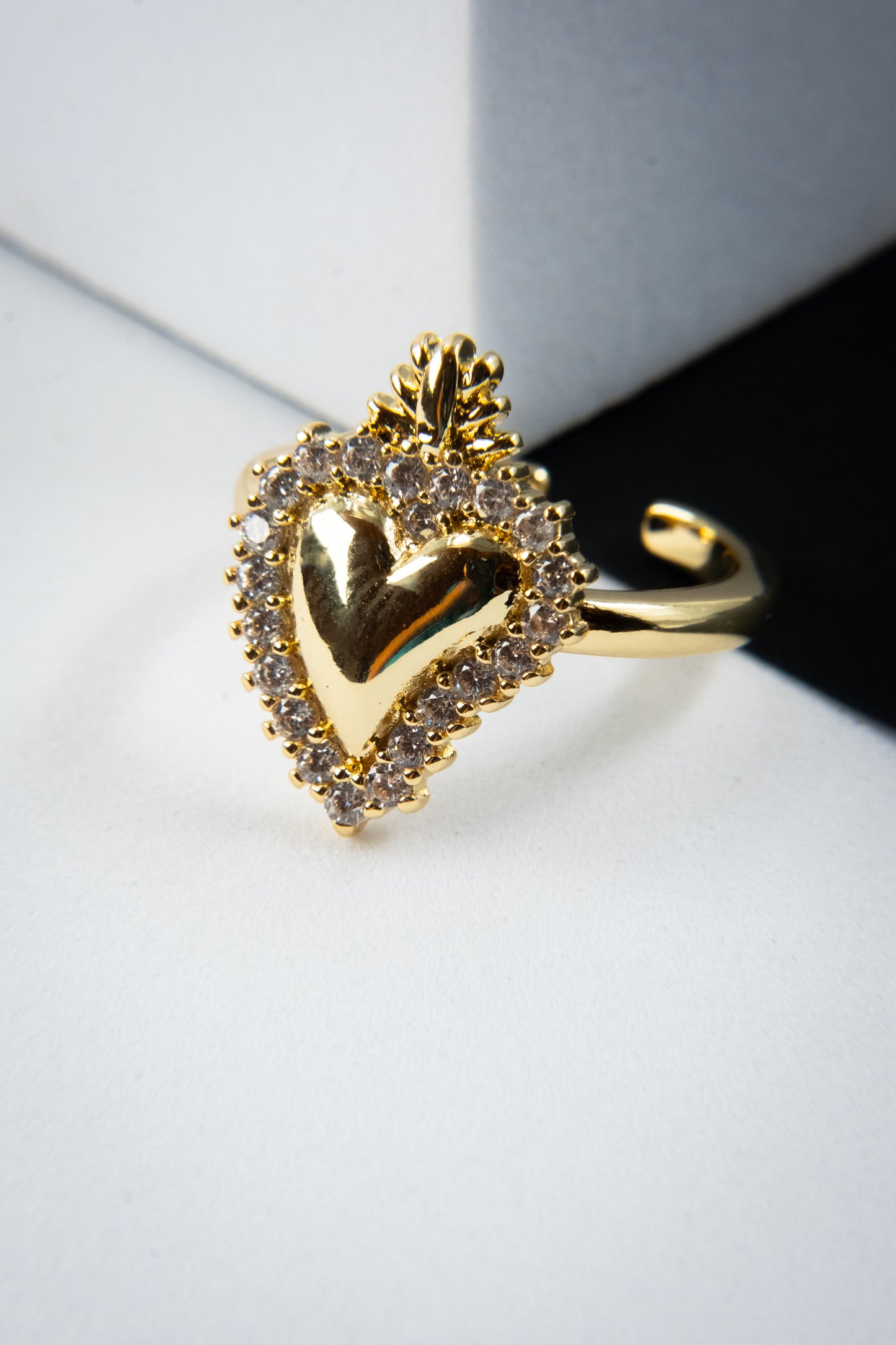 ANELLO CUORE SACRO ORO