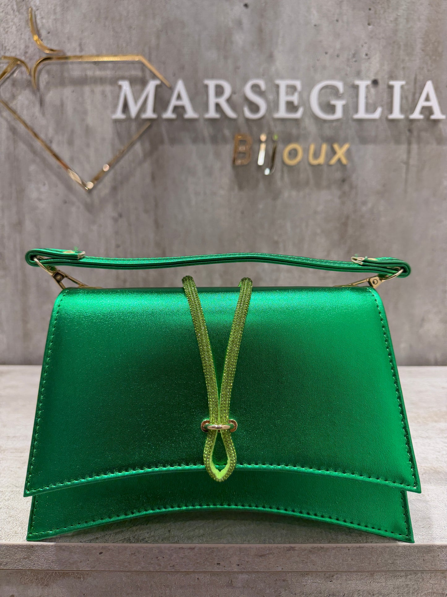 POCHETTE METAL VERDE