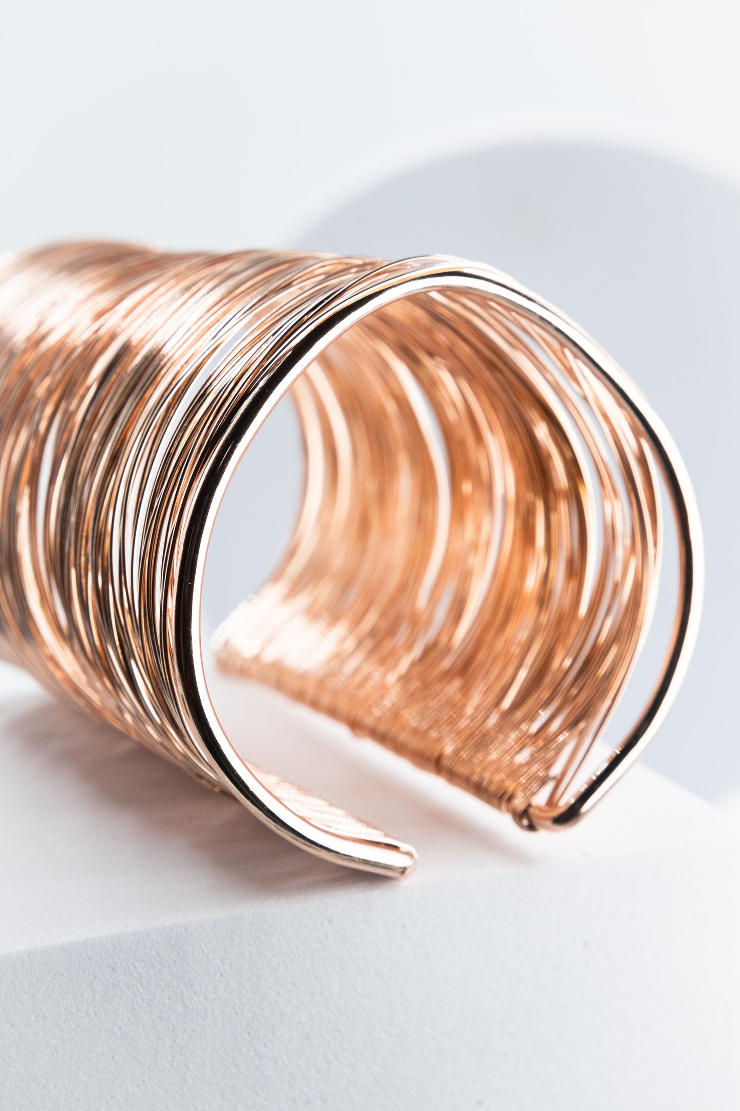 BRACCIALE RIGIDO MULTIFILO 8 CM ORO ROSA