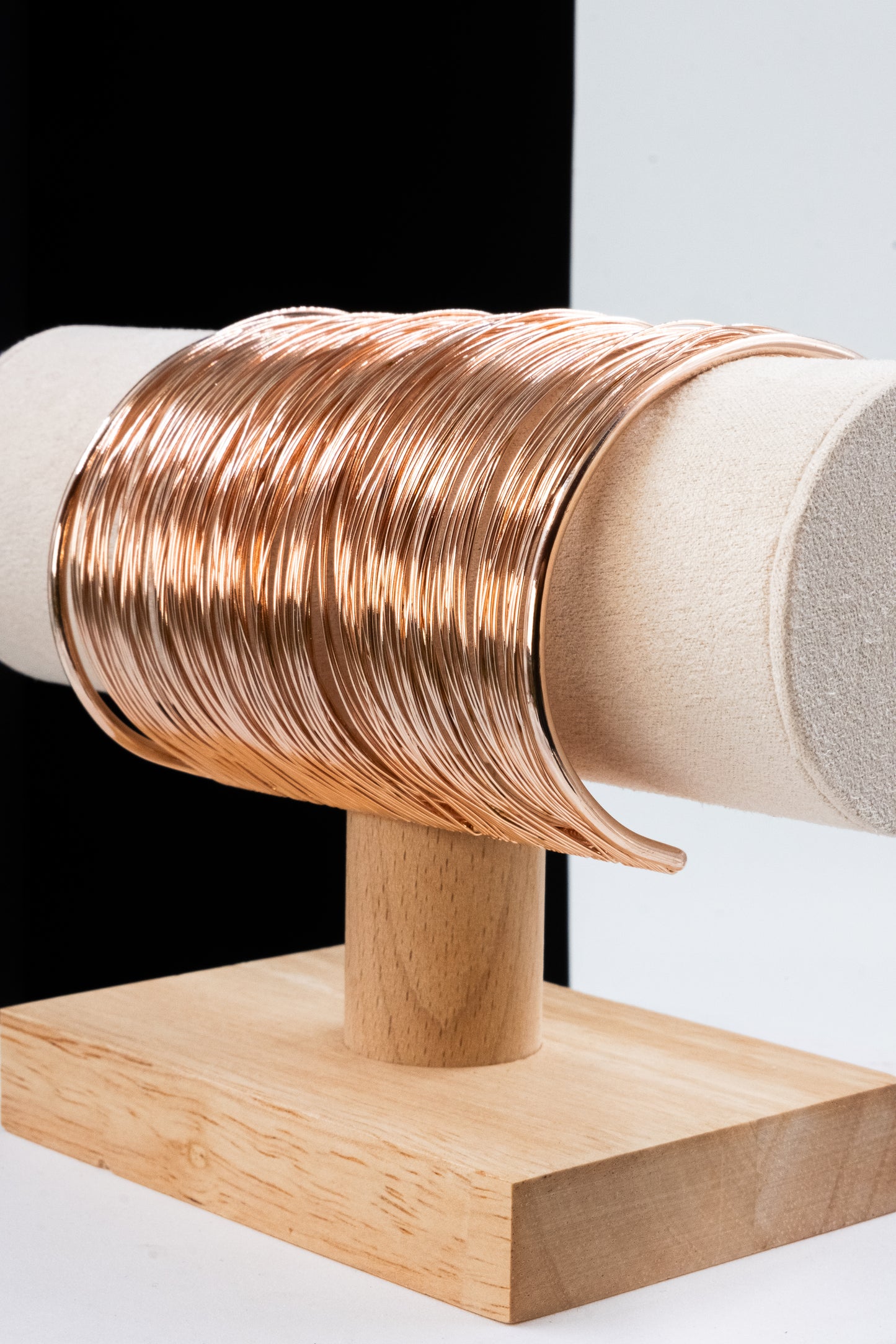 BRACCIALE RIGIDO MULTIFILO 8 CM ORO ROSA