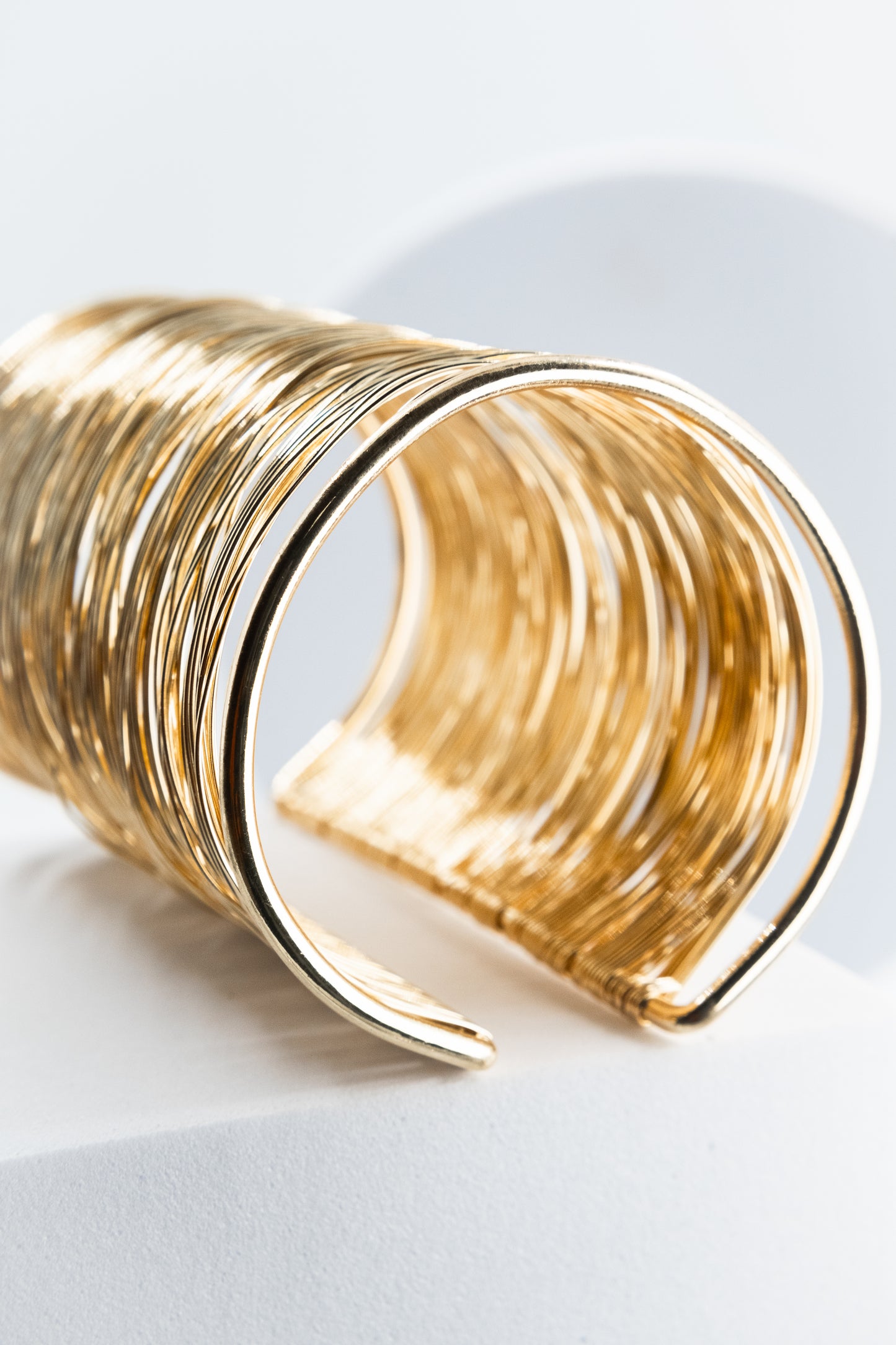 BRACCIALE RIGIDO MULTIFILO 8 CM ORO