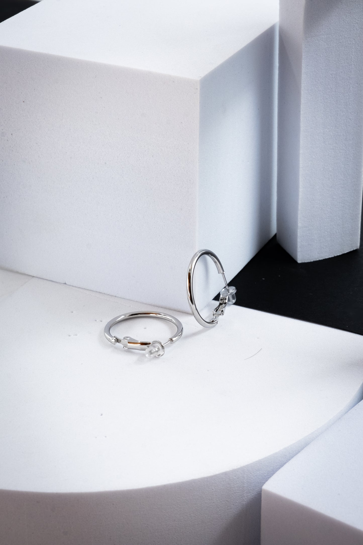 CERCHI SOTTILI ARGENTO 25 mm