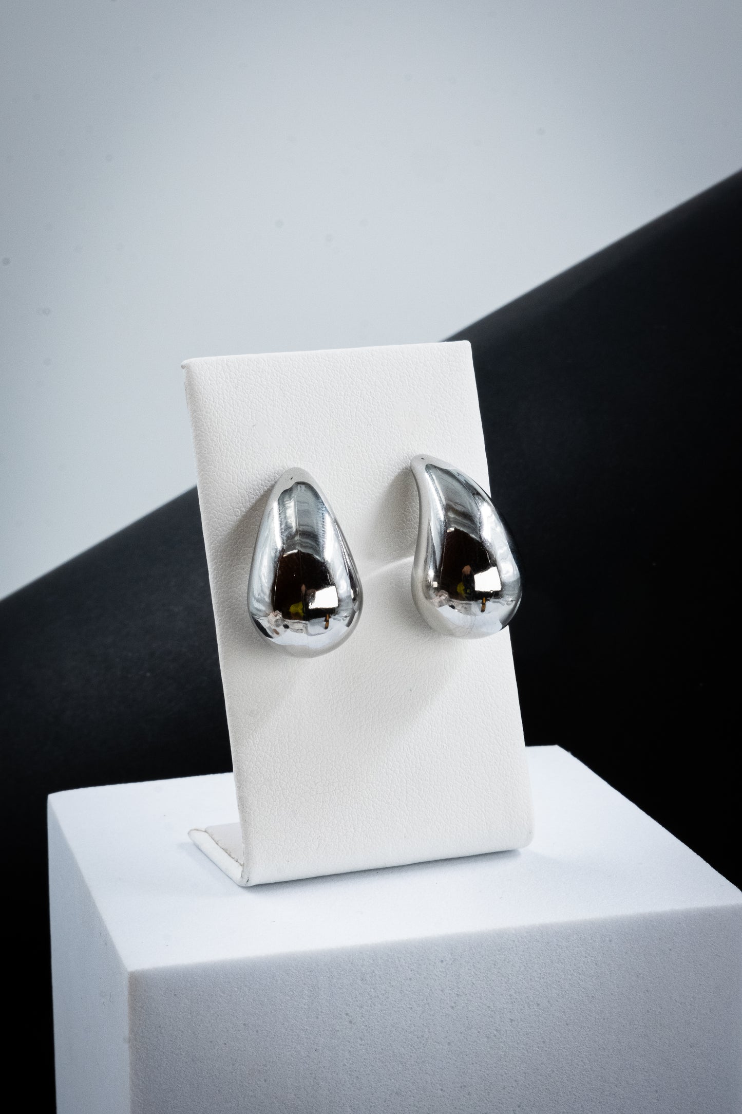 ORECCHINI GOCCIA ARGENTO 2,5 CM