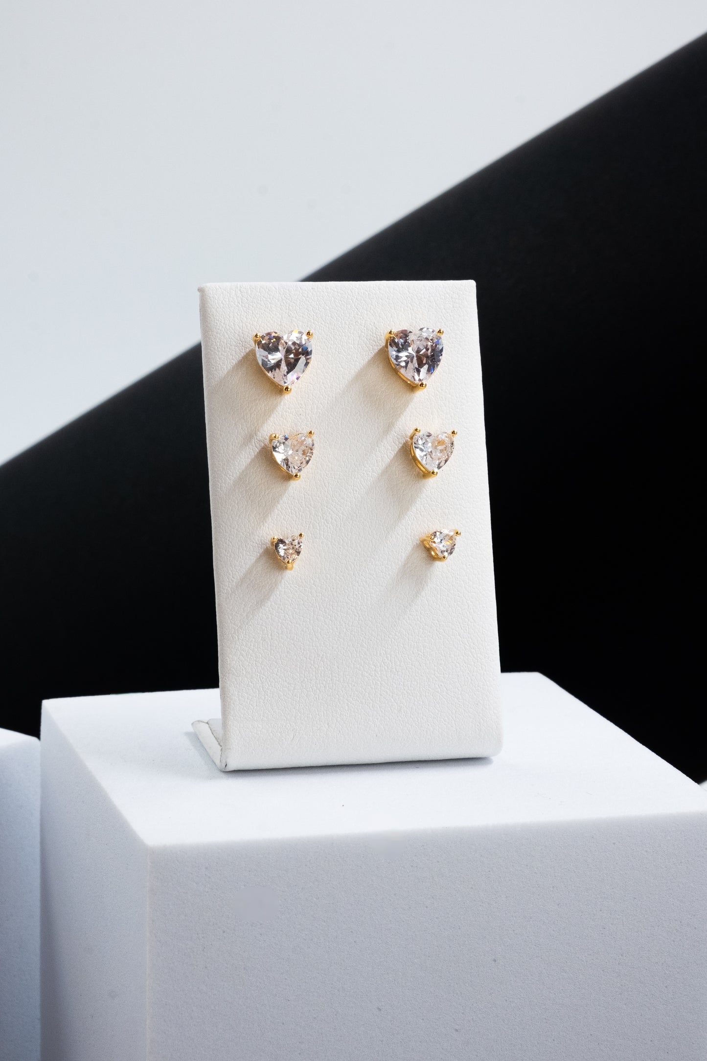 SET ORECCHINI CUORI ORO PUNTI LUCE