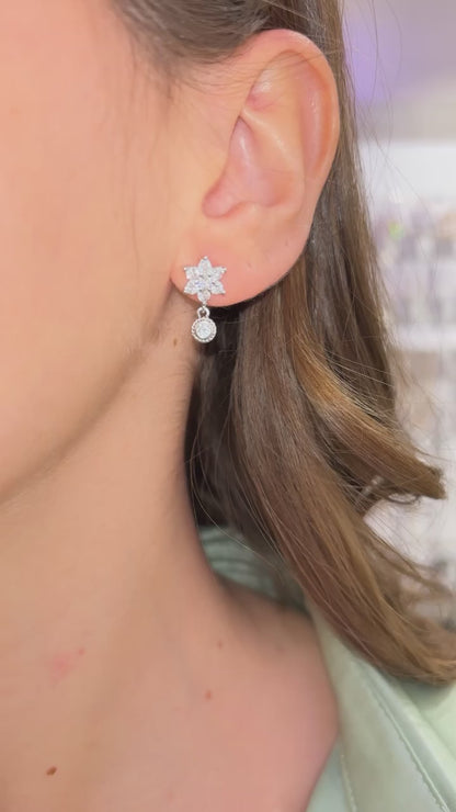 ORECCHINI FIORELLINO CON PENDENTE ARGENTO
